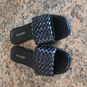 Womens Nine West Shoes - Size 8.5